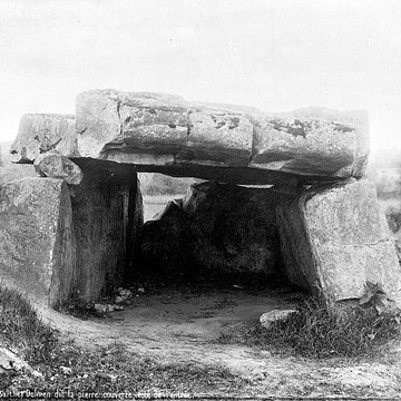 Dolmen de La Pierre Couverte à Duneau (72)